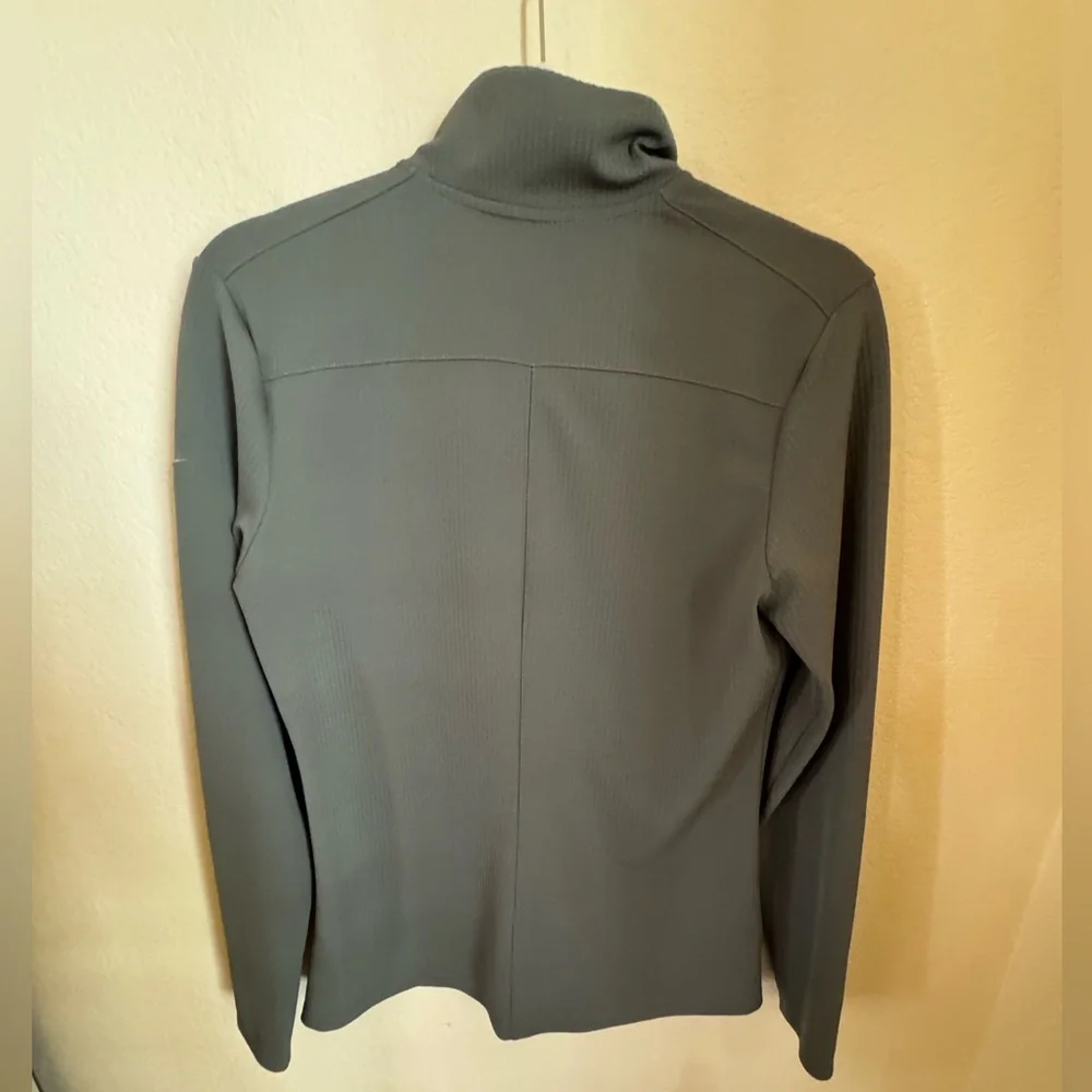 Nike Dri Fit Standard Fit Yoga Jacket Army Green Small EUC - Picture 2 of 4